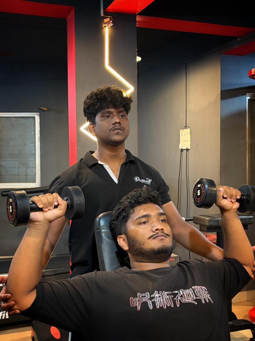 Suyog Topare - Professional Gym Trainer at Lio Fit Unisex Fitness Gym Ratnagiri